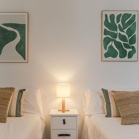 Villa Ohliving Clavijo à Séville Extérieur photo