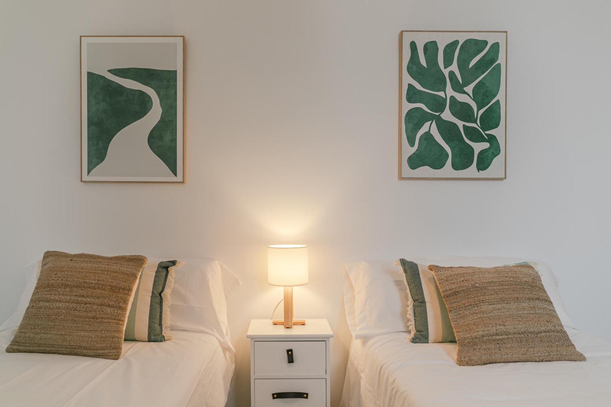 Villa Ohliving Clavijo à Séville Extérieur photo