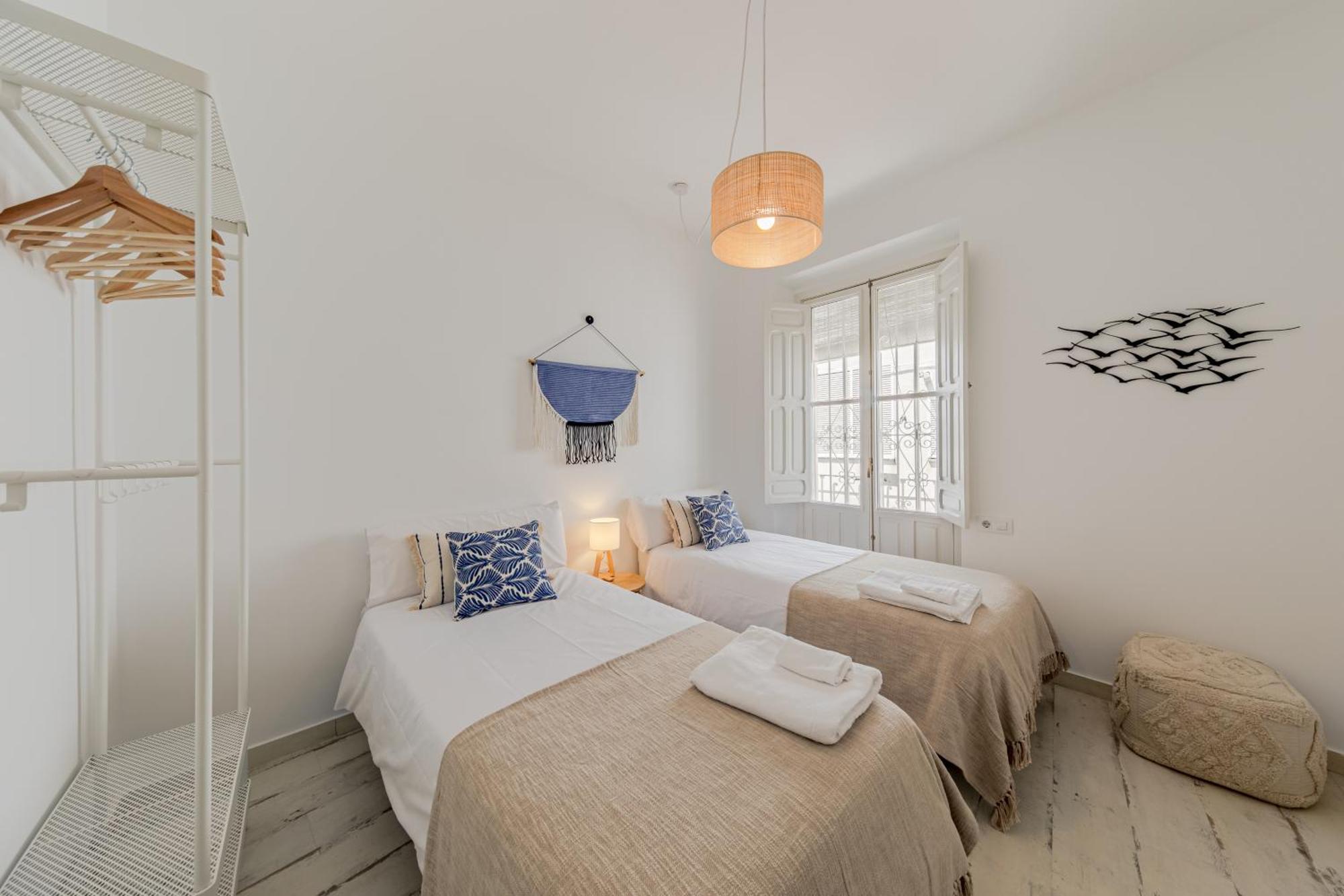 Villa Ohliving Clavijo à Séville Extérieur photo