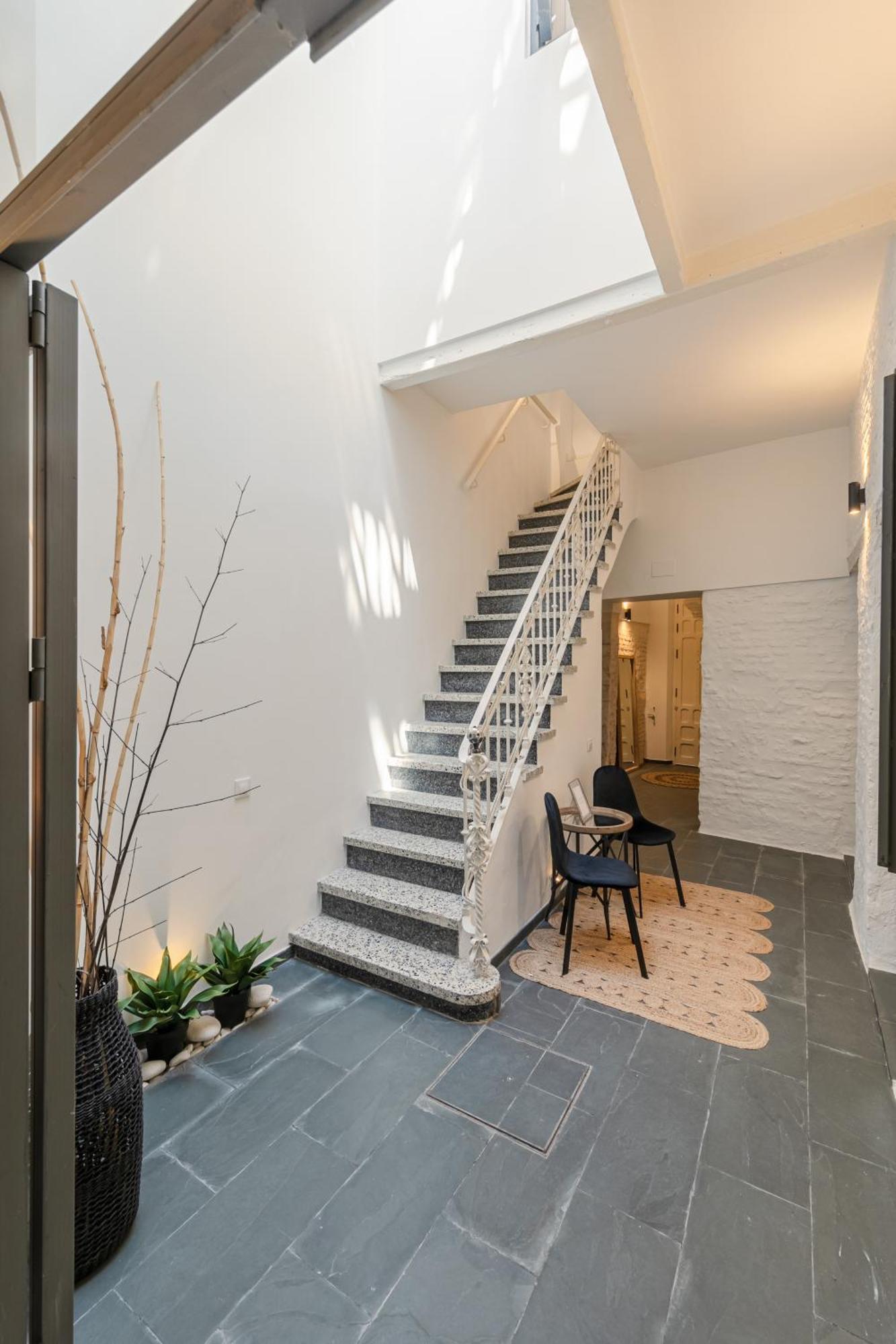 Villa Ohliving Clavijo à Séville Extérieur photo